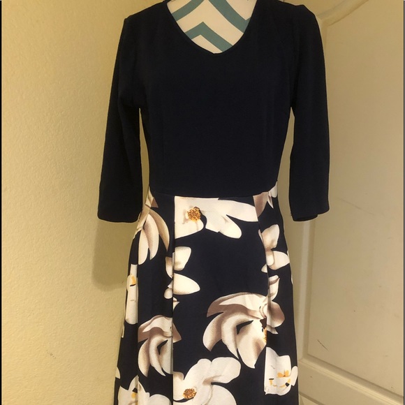 Benibos Dresses & Skirts - Beautiful Navy Dress with White Hawaiian Flowers